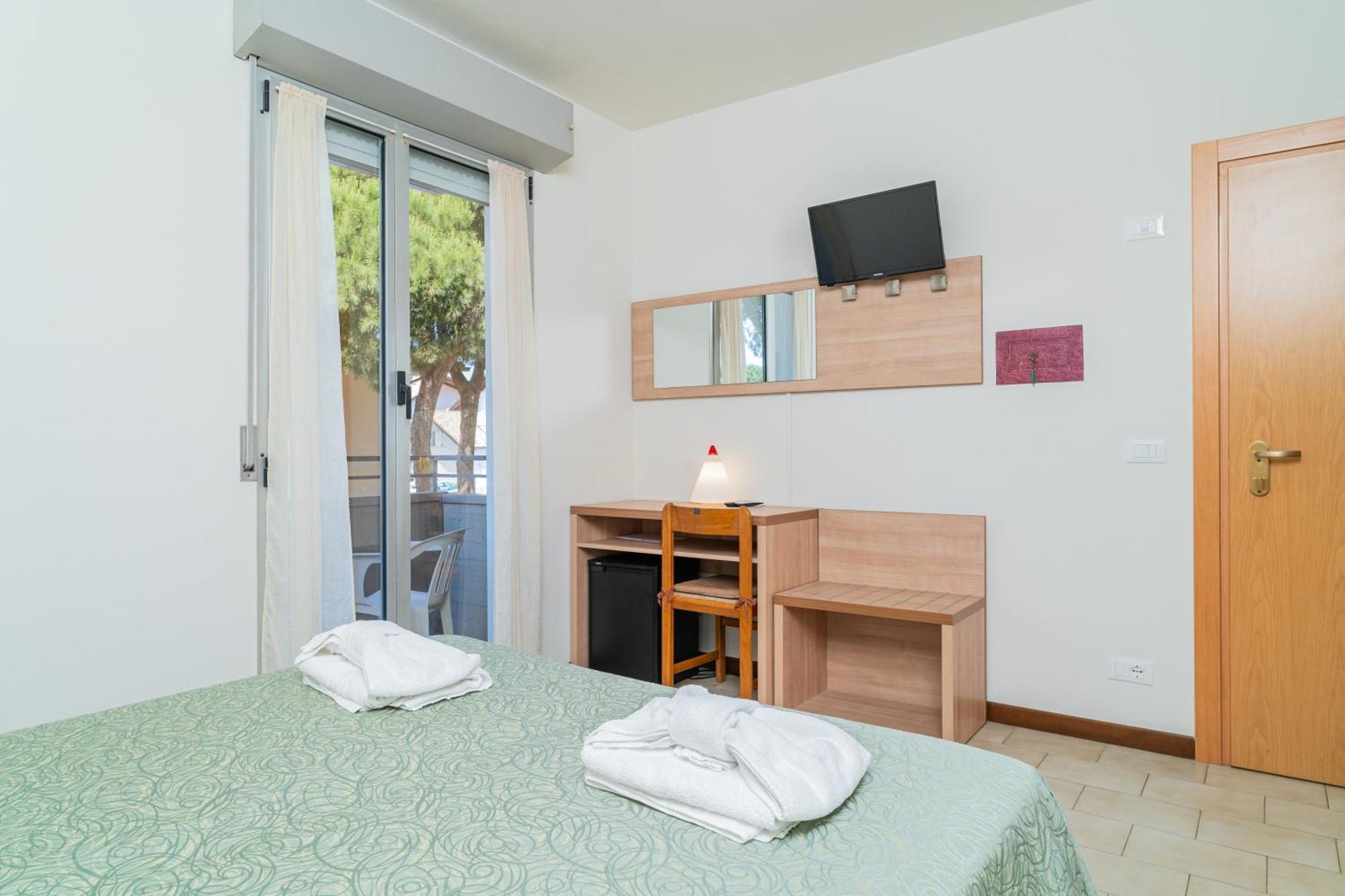 Hotel Ondina E Milazzo Cervia Exteriér fotografie