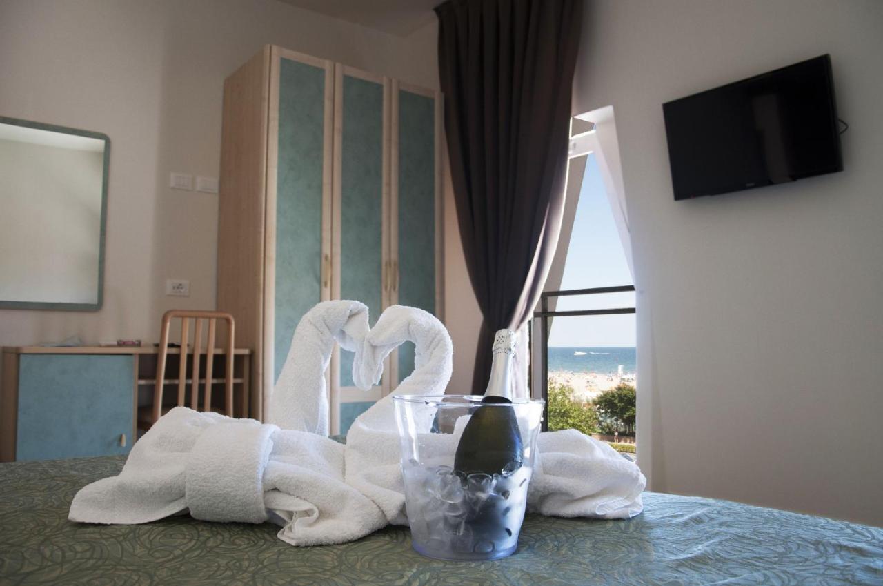 Hotel Ondina E Milazzo Cervia Exteriér fotografie